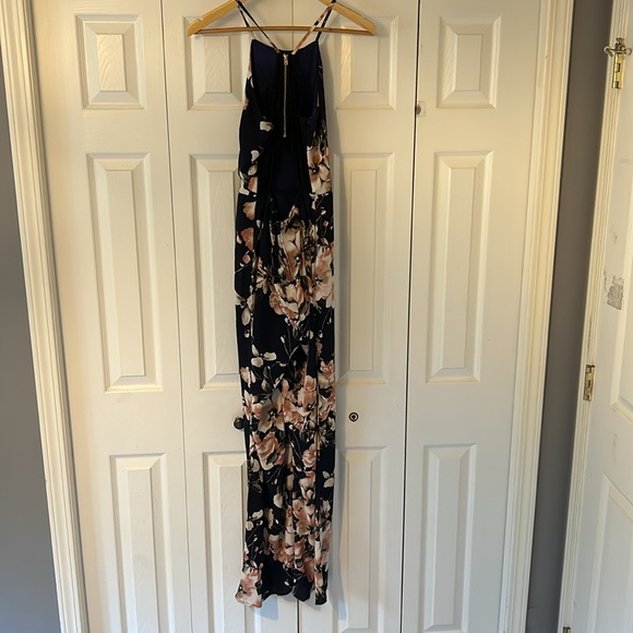 Floral jumper. - Picture 3 of 5